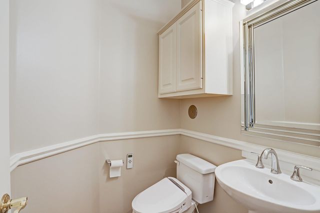 1515 Orchard Park Drive, Houston, TX 77077
