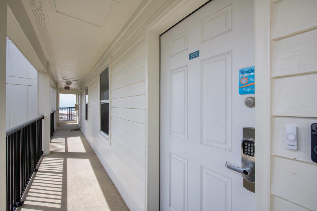 300 Gulf Shore Drive 302, Destin, FL 32541
