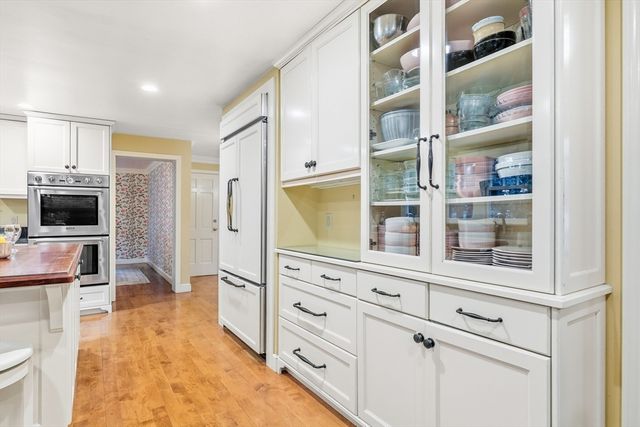 89 Walnut Street, Reading, MA 01867