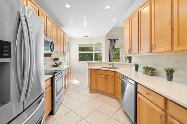 439 FOXHILL DRIVE, Debary, FL 32713