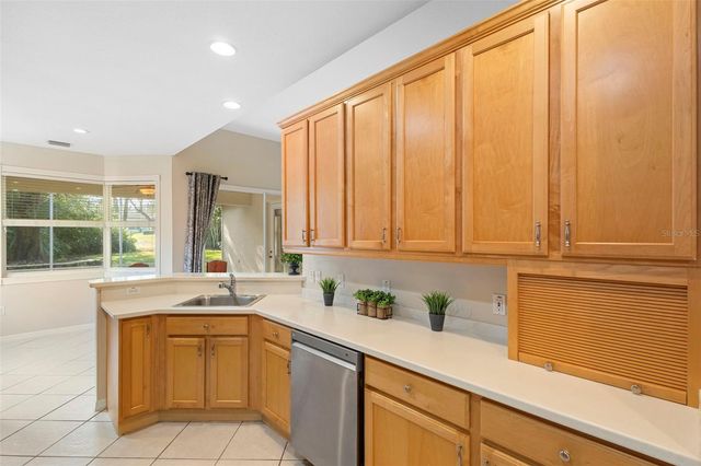 439 FOXHILL DRIVE, Debary, FL 32713