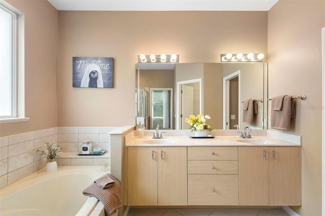 439 FOXHILL DRIVE, Debary, FL 32713