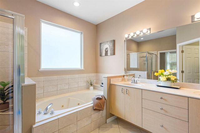 439 FOXHILL DRIVE, Debary, FL 32713