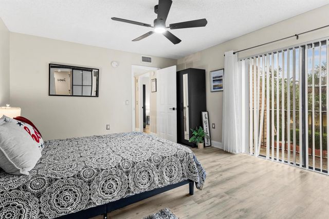 2949 SW 22nd Avenue 27a, Delray Beach, FL 33445