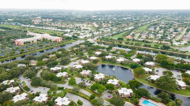 2949 SW 22nd Avenue 27a, Delray Beach, FL 33445