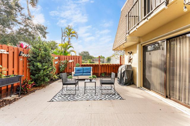 2949 SW 22nd Avenue 27a, Delray Beach, FL 33445