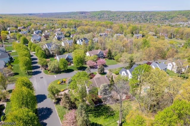 19 Ridge Rd, Green Brook Twp., NJ 08812