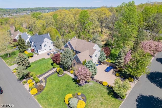 19 Ridge Rd, Green Brook Twp., NJ 08812