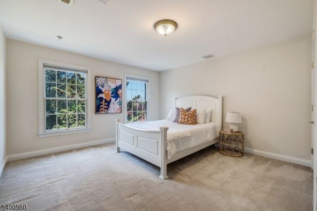 19 Ridge Rd, Green Brook Twp., NJ 08812