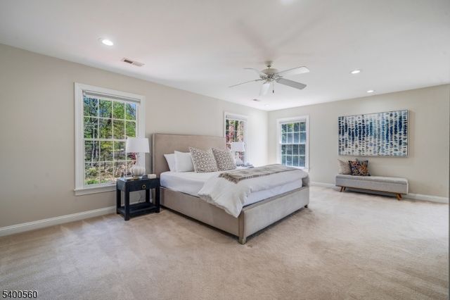 19 Ridge Rd, Green Brook Twp., NJ 08812