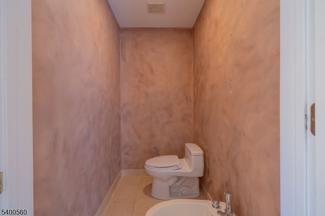 19 Ridge Rd, Green Brook Twp., NJ 08812