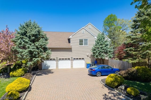 19 Ridge Rd, Green Brook Twp., NJ 08812