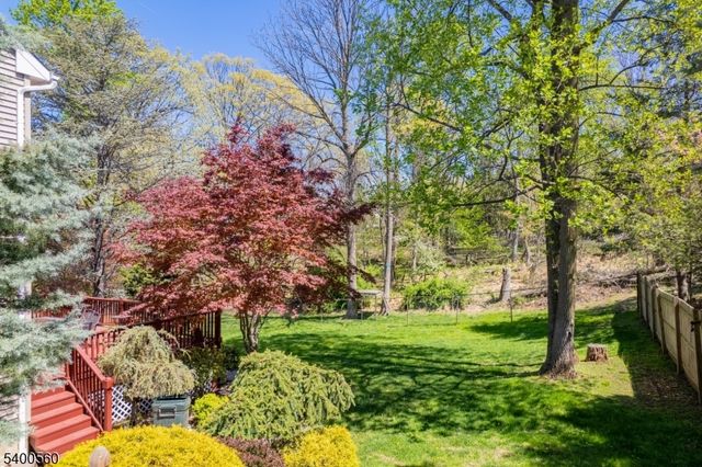 19 Ridge Rd, Green Brook Twp., NJ 08812