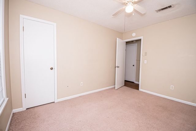 105 Salem Court, Dothan, AL 36301