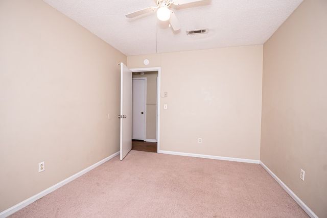 105 Salem Court, Dothan, AL 36301