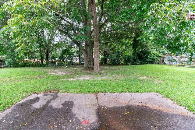 105 Salem Court, Dothan, AL 36301