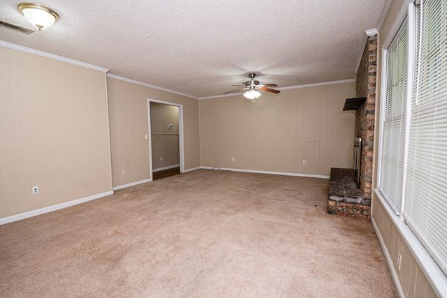 105 Salem Court, Dothan, AL 36301