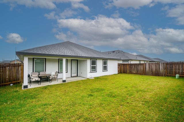 1110 Desert Willow Drive, Rosharon, TX 77583