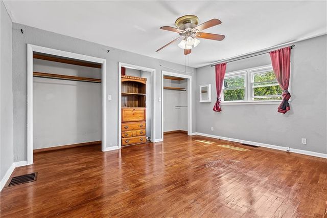 1 Vine Street, Excelsior Springs, MO 64024