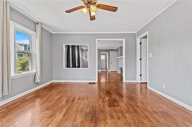 1 Vine Street, Excelsior Springs, MO 64024