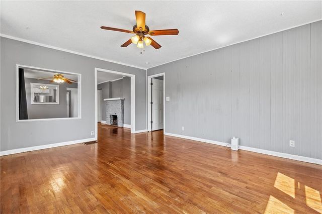 1 Vine Street, Excelsior Springs, MO 64024