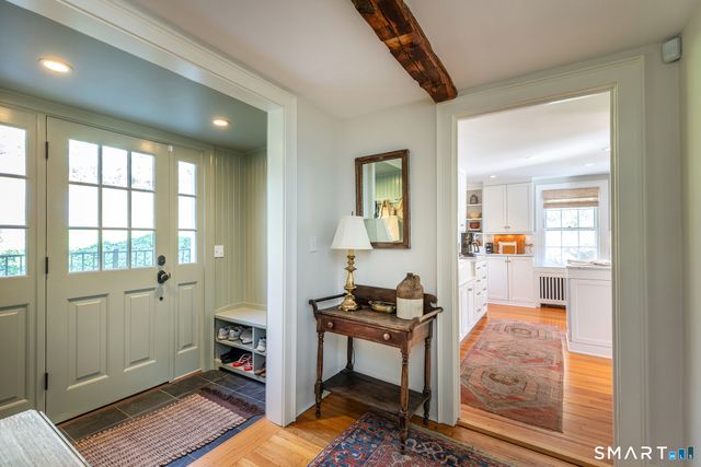 32 Wykeham Road, Washington, CT 06793