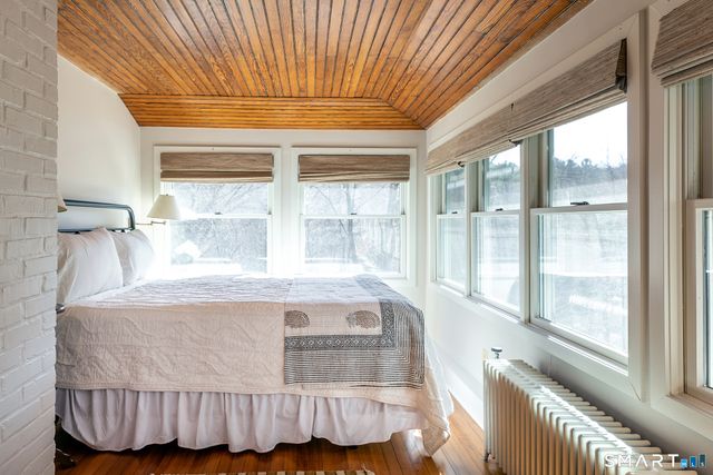 32 Wykeham Road, Washington, CT 06793