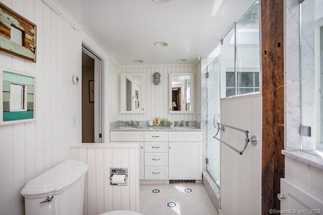 32 Wykeham Road, Washington, CT 06793