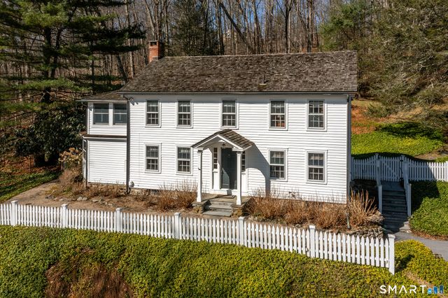 32 Wykeham Road, Washington, CT 06793