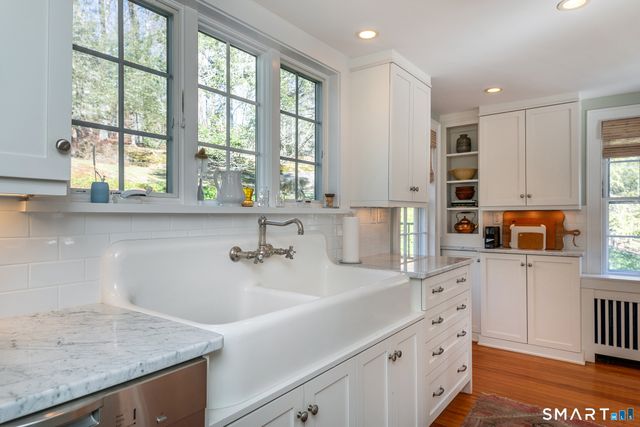 32 Wykeham Road, Washington, CT 06793