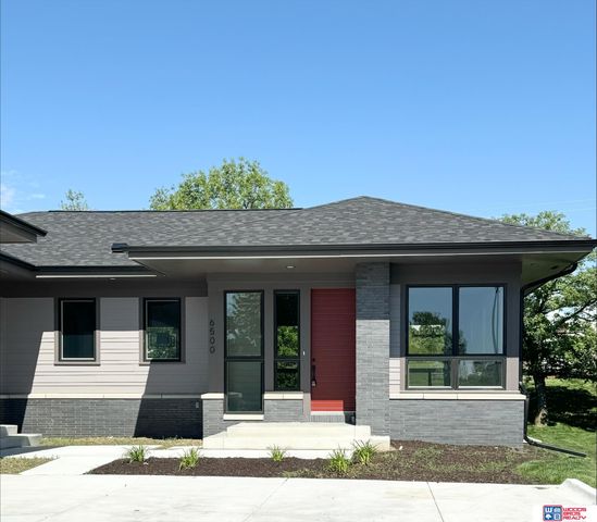 6500 Windflower Road, Lincoln, NE 68521