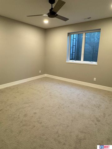 6500 Windflower Road, Lincoln, NE 68521