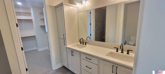 6500 Windflower Road, Lincoln, NE 68521