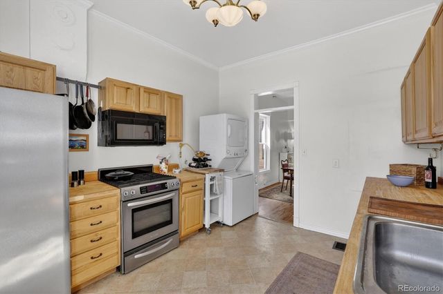 3030 N Marion Street, Denver, CO 80205