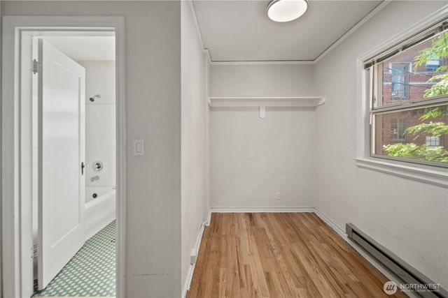 625 4th Avenue W, Seattle, WA 98119