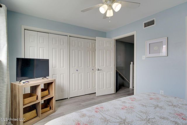 1664 Beach Boulevard, 101, Biloxi, MS 39531