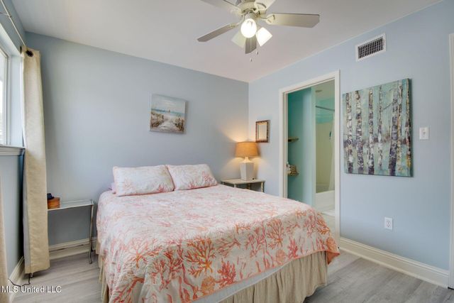 1664 Beach Boulevard, 101, Biloxi, MS 39531