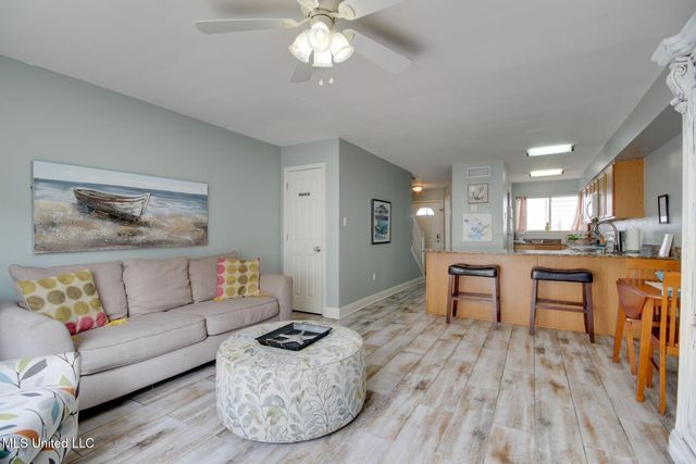 1664 Beach Boulevard, 101, Biloxi, MS 39531