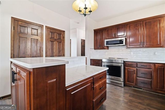 80 McElroy Mountain Drive, Big Canoe, GA 30143