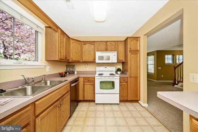 908 ROLLER COASTER CT, Mount Airy, MD 21771