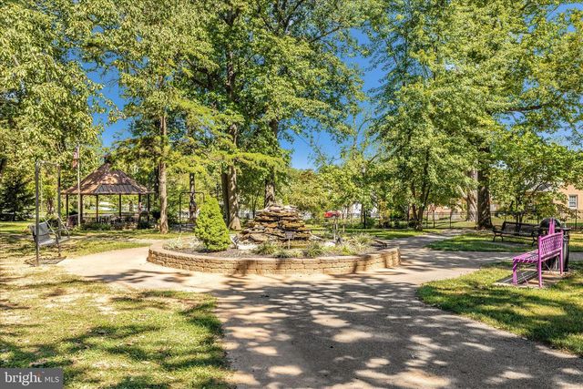 908 ROLLER COASTER CT, Mount Airy, MD 21771
