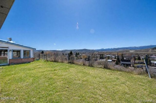 2 W Diamond Avenue, Granby, CO 80446