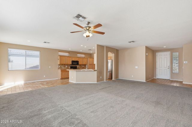 63 W CEDAR Drive, Chandler, AZ 85248