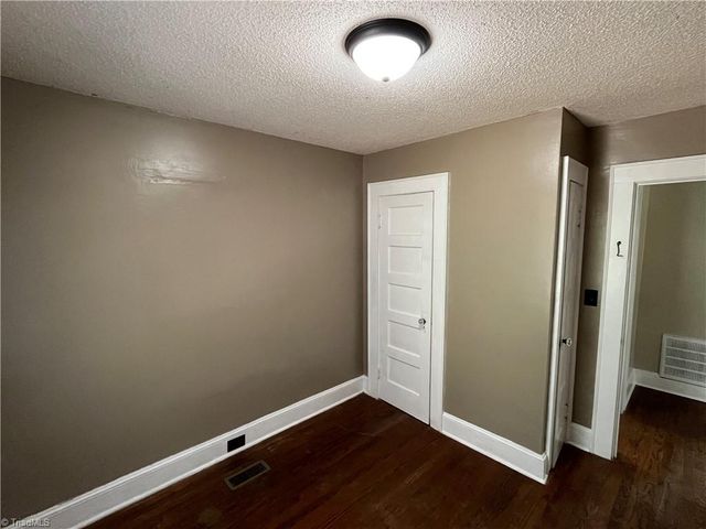 2535 Marble Street, Winston-salem, NC 27107