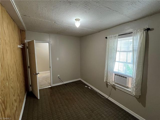 2535 Marble Street, Winston-salem, NC 27107