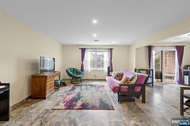 6409 Granton Avenue 1B, North Bergen, NJ 07047