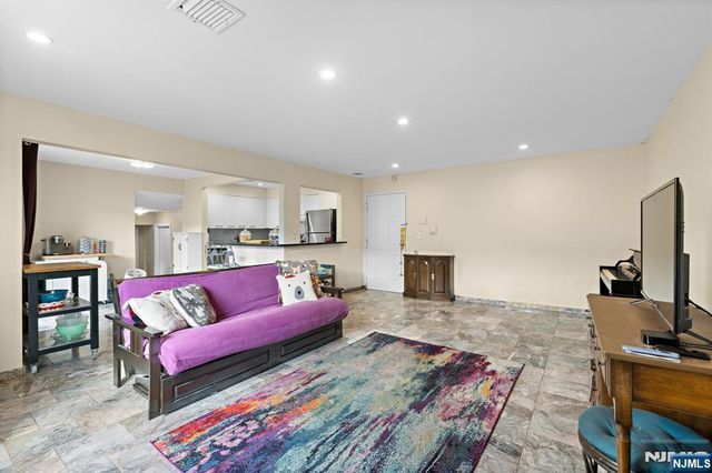 6409 Granton Avenue 1B, North Bergen, NJ 07047