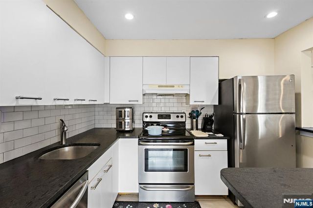 6409 Granton Avenue 1B, North Bergen, NJ 07047