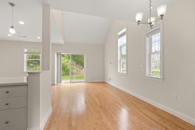 70 Endicott 1406, Norwood, MA 02062