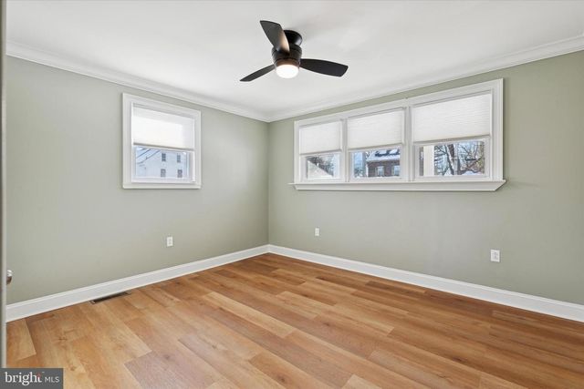 1281 SWAMP RD, Furlong, PA 18925